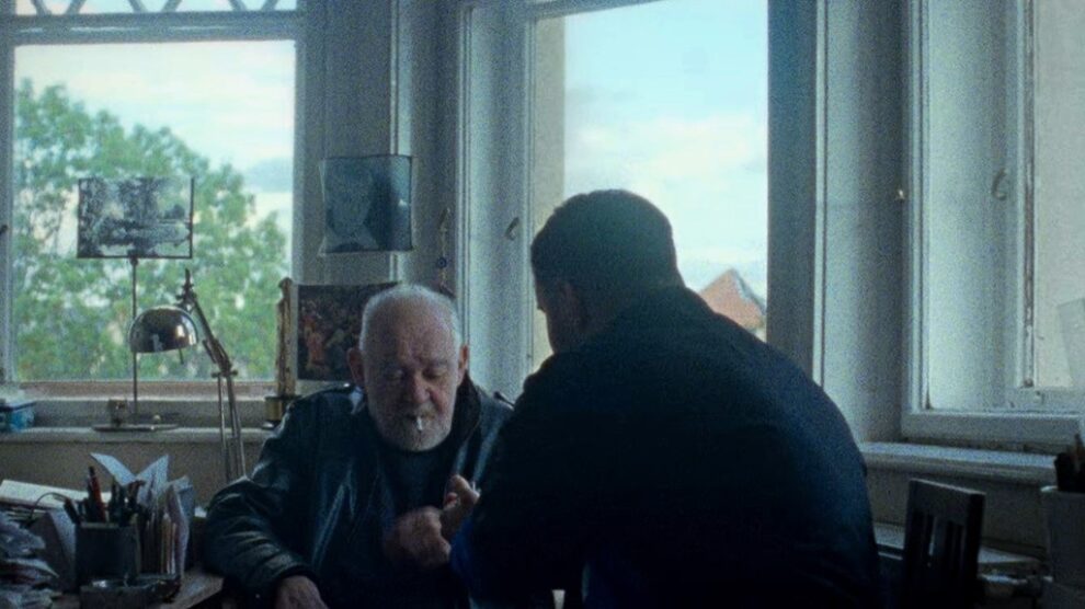 Cigiszünet Tarr Bélával – Beton.Hofi: Tarr Béla - Filmtekercs.hu
